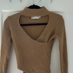 Nordstrom Astr Ribbed V-Neck Cross Sweater in Camel/Tan (S)